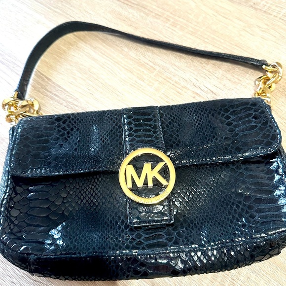 Michael Kors small black faux snakeskin evening bag with gold chain acce… - Picture 1 of 6
